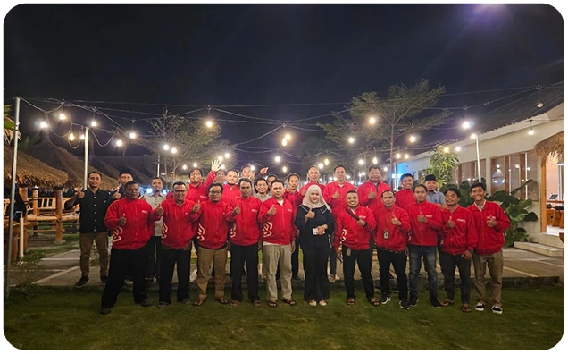 Kopdar komunitas malam hari