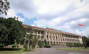 10 Universitas Terbaik Indonesia versi Webometrics 2022